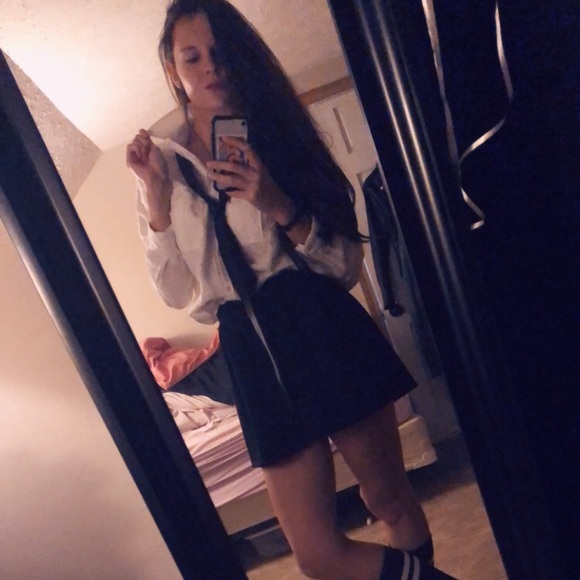 Meet your Posher, Riley Rebel Wryn - Picture 3 of 4